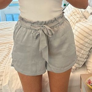 Silky Grey High-Waisted Shorts Pleated With Belt Size Medium